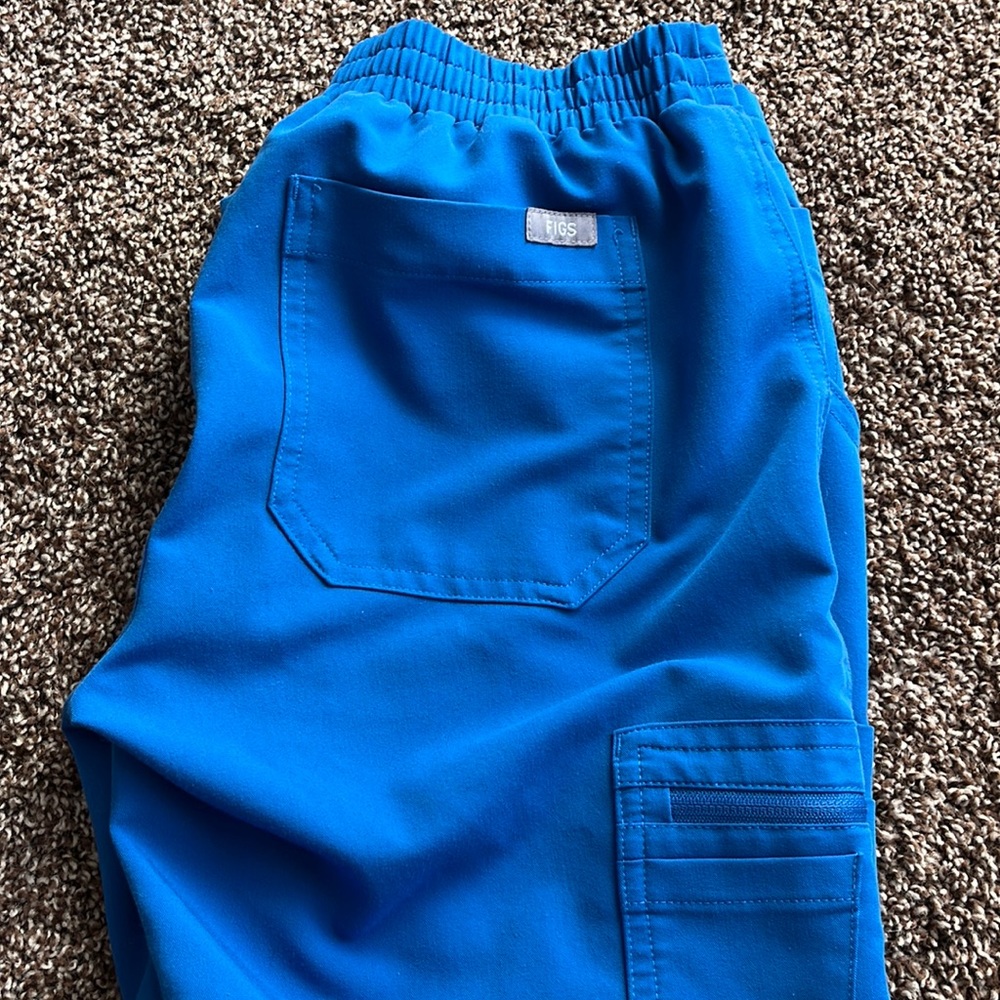 FIGS technical collection size XS pant